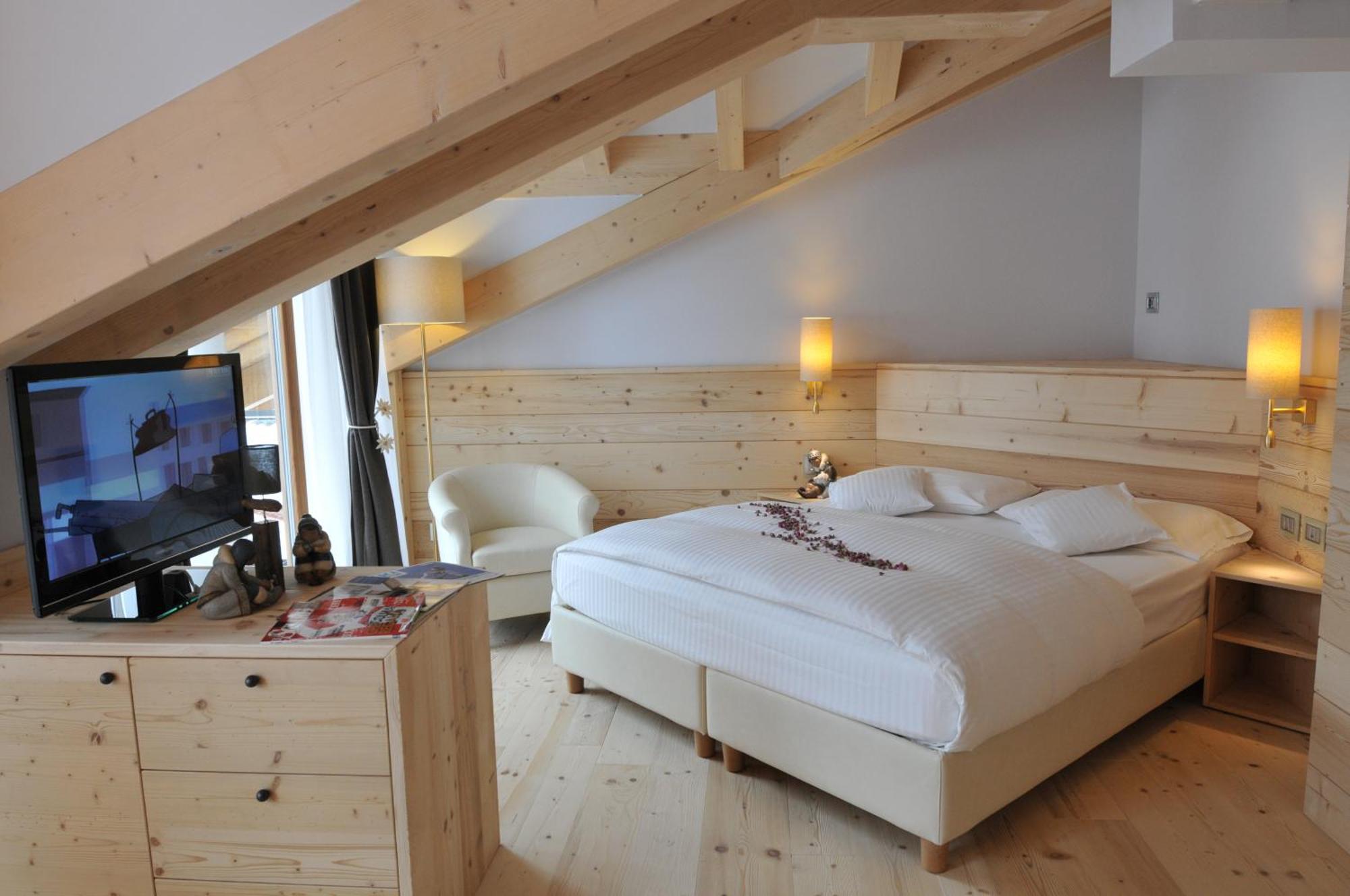 Chalet Laura Lodge Hotel Madonna Εξωτερικό φωτογραφία
