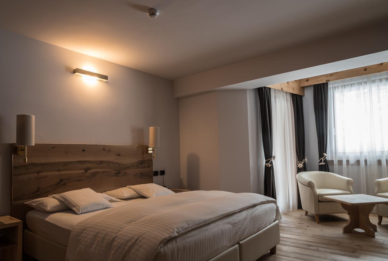 Chalet Laura Lodge Hotel Madonna Εξωτερικό φωτογραφία